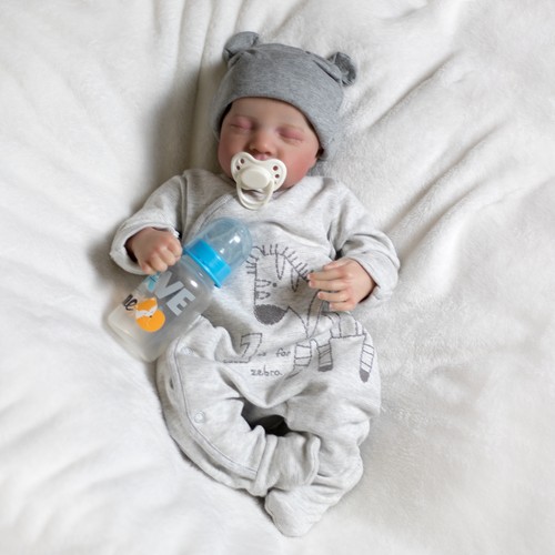 Realistic reborn newborn - realistic,